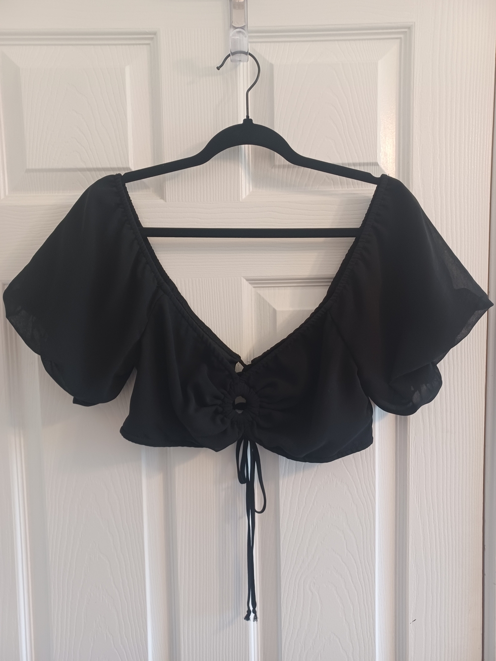 wild fable Black Puff Sleeve Drawstring Crop Top Medium Party Girl